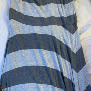 Gap maternity maxi skirt